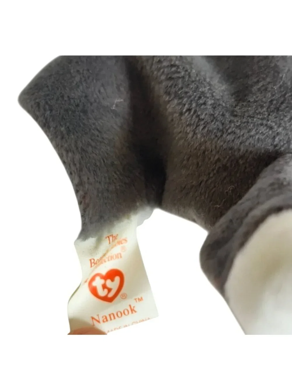 Ty Beanie Baby NANOOK Husky Dog Plush MWMT 1996 Retired DOB Nov 21 Collectible